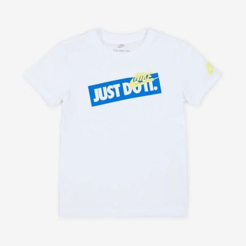 NIKE t-shirt embroidery