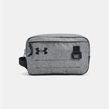UNDER ARMOUR travel kit contain