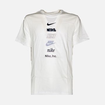NIKE t-shirt club